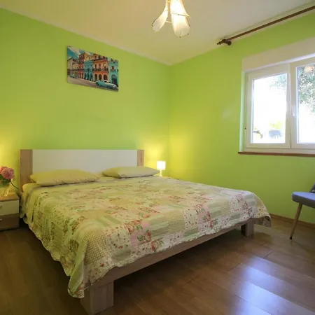 In Porec/istrien 37126 Apartman *