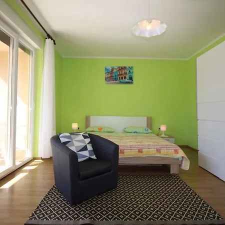 Apartman In Porec/istrien 37126 *